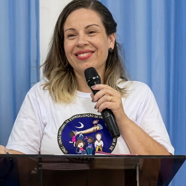Shirley Pamplona